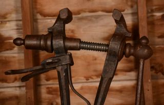 Antique VTG Blacksmith Post Vise Tool 4 