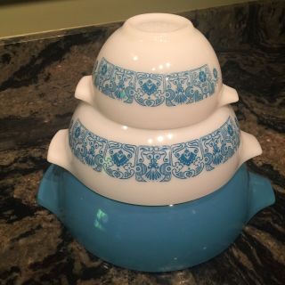 3 Pyrex Horizon Blue Nesting Mixing Bowls Set Vintage Milk Glass Turquoise White