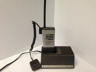 Vintage Motorola Mx 330 Handie Talkie Nln5860d W/ Speaker Microphone & Charger