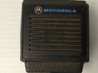 Vintage Motorola MX 330 Handie Talkie NLN5860D w/ Speaker Microphone & Charger 8