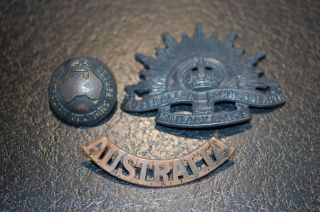 Australian Military Force Cap Badge,  Button And Shoulder Title