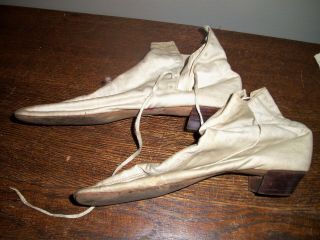 Antique Circa 1913 Ladies Wedding Gown Lace & Satin Flapper Veil Shoes & Gloves 8