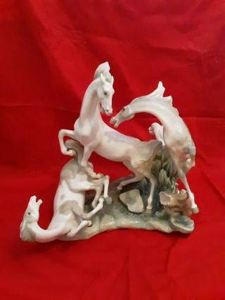 Lladro - Vintage Porcelain Of Lladro - " Group Of Horses " (17.  5 " H; 18 " W)