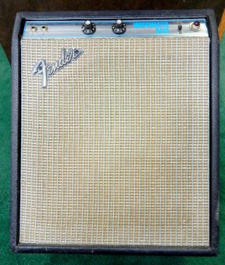Vintage 1977 Fender Musicmaster Silverface Bass Amp