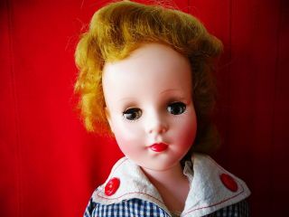 Very Pretty Vintage 1950 " Sweet Sue " By Amererican Character 18 " Tall