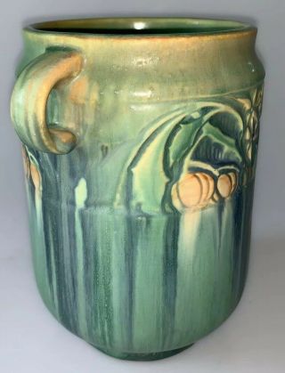 VIntage Roseville Green Baneda 7” Handled Vase With Paper Label 2