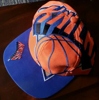 Vintage 90 ' s The Game York Knicks Big Logo Snap Back Hat Cap 2