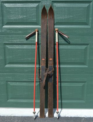 Vintage Lund Small Pine Snow Skis Leather Bindings Poles Too Wallhanger Cabin