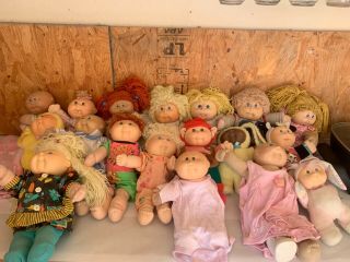 Cabbage Patch Dolls 1970’s - 1990’s 18 Dolls