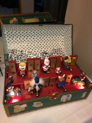 Santas Musical Toy Chest Mr Christmas 35 Songs Animated 1994 Vintage