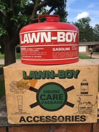 Vintage Lawn - Boy Omc 2.  5 Gallon Steel Vented Gas Can,  Pn: 610759