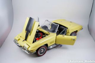 1/12 Franklin Yellow 1967 Corvette Convertable Very Rare 2