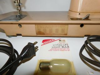 Vintage SINGER 403A Sewing Machine w/ Foot Pedal WORKS; RUNS STRONG 5