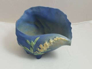 Vintage Roseville 426 - 6 Usa Pottery Conch Shell Bowl Vase Foxglove Blue