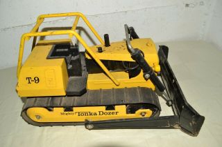 70s Vtg Mighty Tonka Dozer T - 9 Yellow Pressed Steel Large Sandbox Toy Tractor