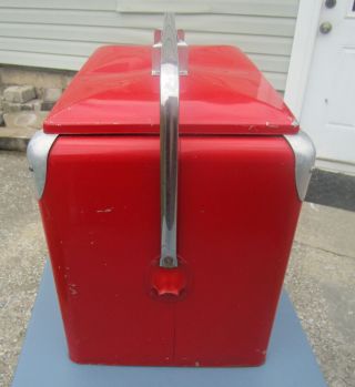 VINTAGE LARGE PROGRESS REFRIGERATOR RED METAL ICE CHEST COOLER WITH METAL TRAY 2