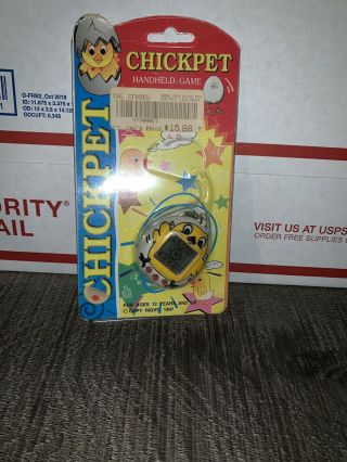 Rare 1997 Chick Pet Virtual Hand Held Game Chicken Keychain Vintage Toy Nip