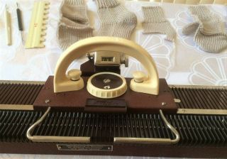 VINTAGE “KNITKING” KNITTING MACHINE MADE IN GERMANY WITH THE CARRING CASE 2