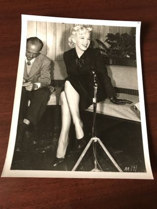 Vintage Marilyn Monroe Press Publicity Photoshoot For 1956 Bus Stop Movie 8x10