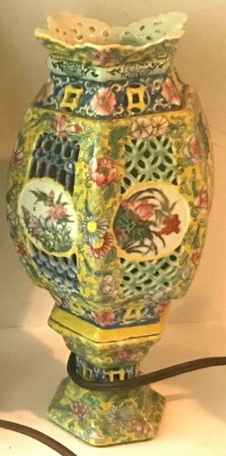 Antique Vintage Chinese Porcelain Enamel Hand Painted Pierced Wedding Lamp Light