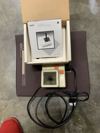 Vintage Apple A2m0055 Joystick Ii And Manuel