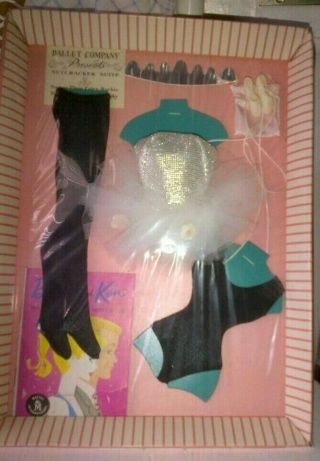 Vintage Barbie Outfit - 989 Ballerina - Nrfb W Bonus Danbury Ballerina Figurine