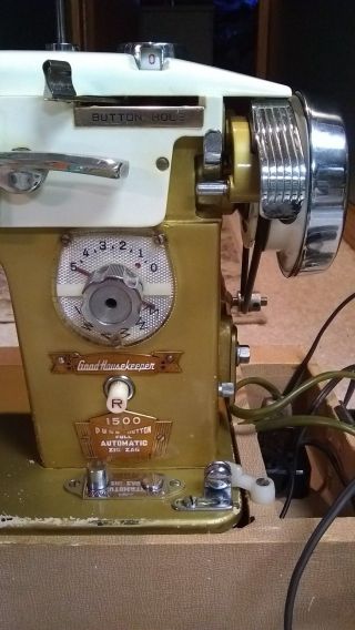 Rare Vintage Goodhousekeeper 1500 Zig Zag Sewing Machine 4