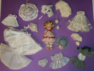 Vintage Vogue Ginny Doll With Group Of Outfits Lovely