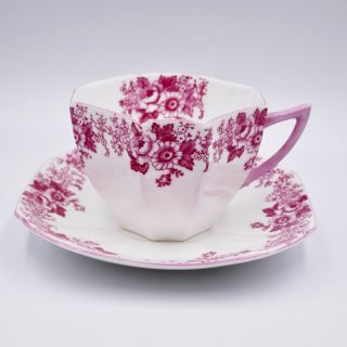 Shelley Rose & Daisy Cup Saucer 13935 Queen Anne Multi Sided Pink Floral Vintage 2