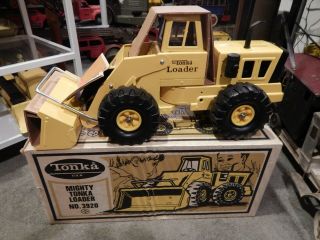 Vintage Old Rare Store Stock Caterpillar Tonka Pay Loader Toy
