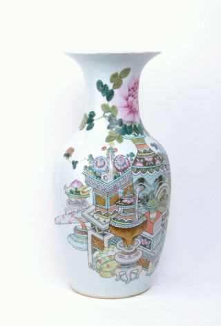 Chinese porcelain Qianjiang vase.  Precious objects.  Signed and dated 1906. 3