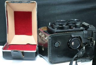 Yashica Mat 124 G Vintage Waist Level Finder Camera Lens Yashinon 1:3.  5 F=80mm