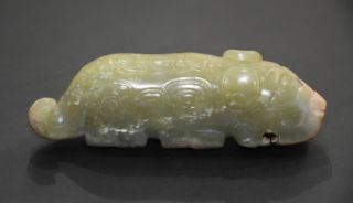 Very Rare Chinese Old Jade Carved (shang) Tiger Design " Ba Jian " Figure L 9.  2 Cm