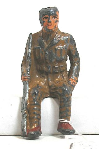 Vintage Dimestore Figures - Barclay 760 Soldier Sitting (b115)