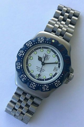 Vintage Tag Heuer Professional Blue Divers (200m) Stainless Steel Mens Watch