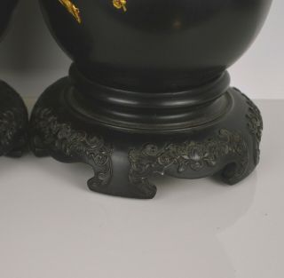 A LARGE FOOCHOW LACQUER VASES WITH RAISED GILDED DECORATION 6