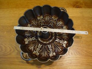 cast iron bundt cake pan,  cast iron cake pan,  antique,  oak leaf,  best 9