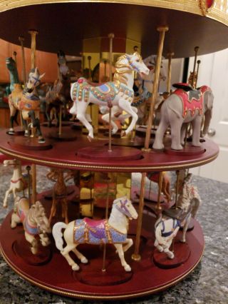 Vintage Franklin treasure of Carousel with 22 animal wooden figurines 3