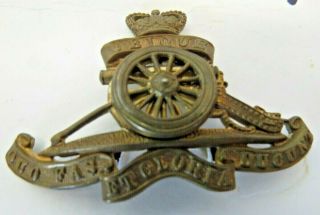 Wwii British Canadian Army Royal Artillery Ubique Cap Hat Badge Pin