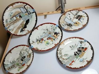 2 Large And 3 Small Meiji Period Kutani Porcelain Plates.  The 47 Ronin.  Signed