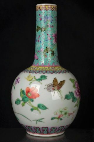 Fine Antique Chinese Hand - Painted Famille Vert Bottle Vase - With Mark