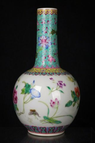 Fine Antique Chinese Hand - painted Famille Vert Bottle Vase - with mark 2