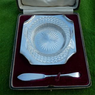 CASED SILVER & GLASS BUTTER DISH WITH SPREADER BY GOLDSMITHS Co.  1925 - 4.  28 ozt 3