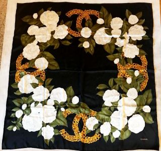 Vintage Chanel Scarf Wrap 100 Silk Floral Flower Gold Chain Design S&h