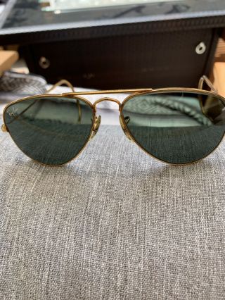 Vintage Bausch and Lomb Ray Ban Aviators - Small With B/L in both glasses. 4