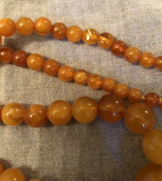 Antique Vintage Round Egg Yolk Baltic Butterscotch? Amber Beaded Necklace 25g 7