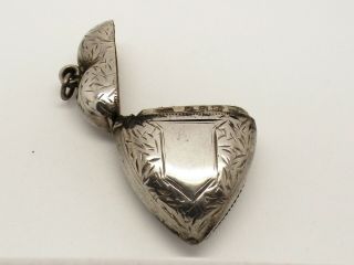 Antique sterling silver heart shaped vesta case - 1899. 5