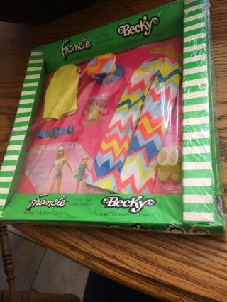 1970’s Vintage Barbie Francie & Becky “The Francie Look” Retro Look.  IN THE BOX 2