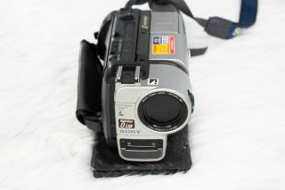 Sony Handycam CCD - TRV65 8mm Video8 HI8 Camcorder Video Transfer VTG 3