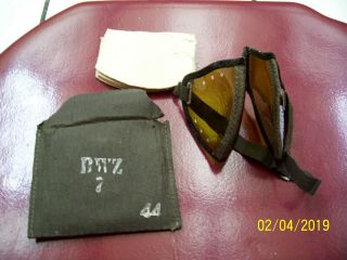 Vintage Wwii German " Bwz 7 " 1944 Desert Dust Goggles In Case